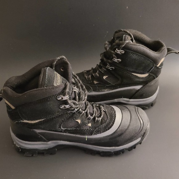 Khombu Men\'s Flume Thermolite Waterproof Boots, Size 9M 744067 main image 4